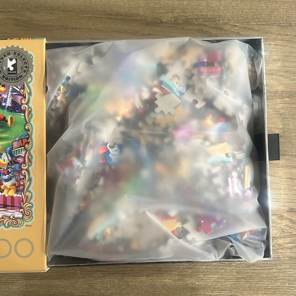 Ceaco - Silver Select - Disney - Mickey's Carnival - 1000 Piece Jigsaw Puzzle. - Picture 3 of 7